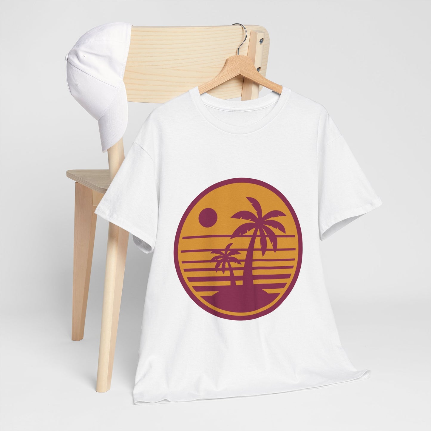 Retro Sunset Beach - T-Shirt
