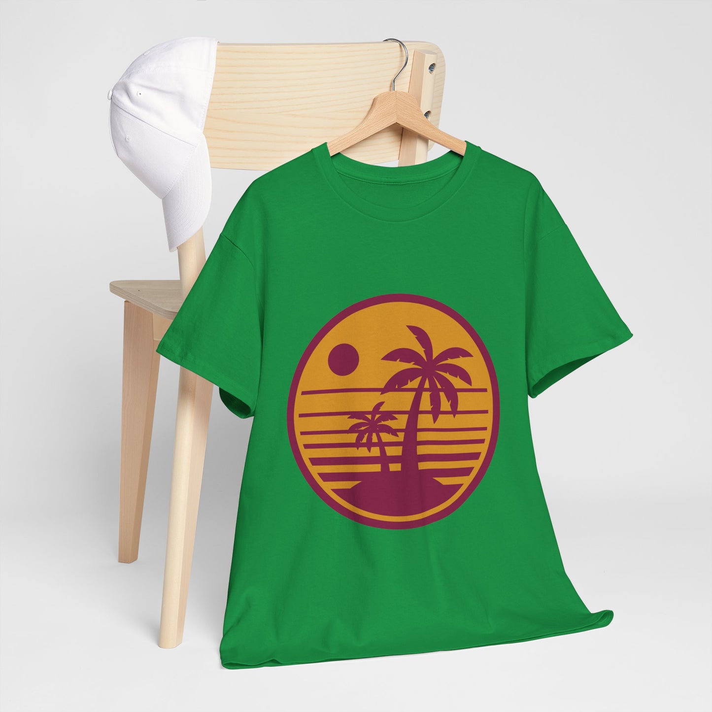 Retro Sunset Beach - T-Shirt