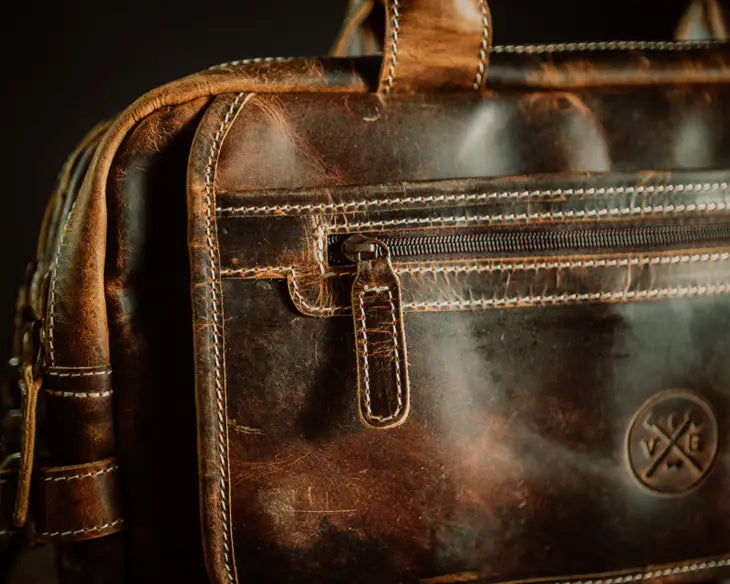 the “Clark” Leather Pilot Bag