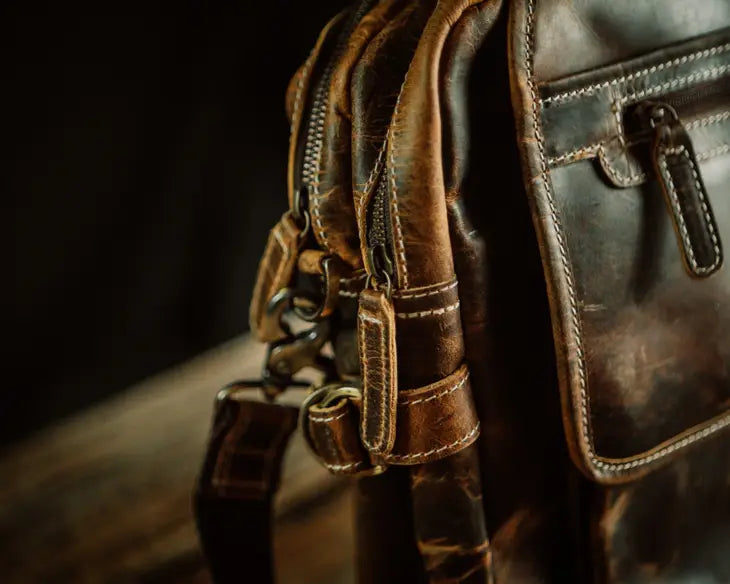 the “Clark” Leather Pilot Bag