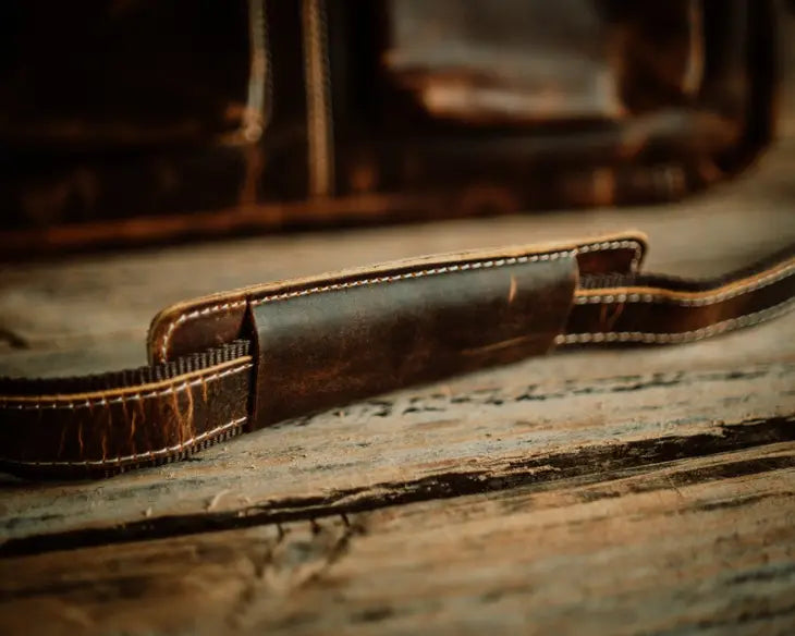 the “Clark” Leather Pilot Bag
