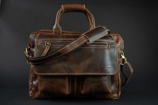 the “Clark” Leather Pilot Bag